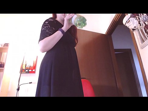 ❤️ Um escravo submisso que ama calcinhas sujas e luxuriosas é forçado a se masturbar depois de assistir a este vídeo! Porno em porno pt-br.tradeis.top